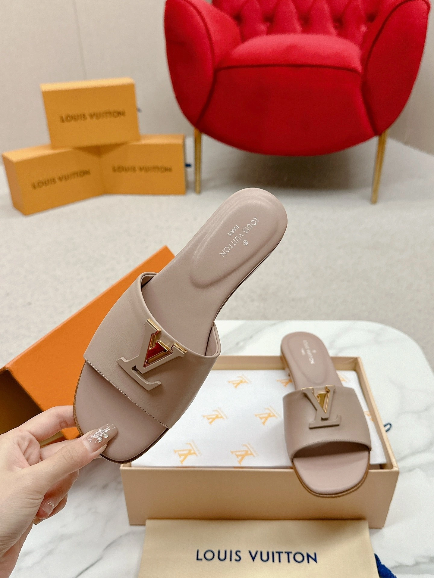 COCO-- 8V 1ACTNA sheepskin Heel height： 1.5CM item:D-X281I0332